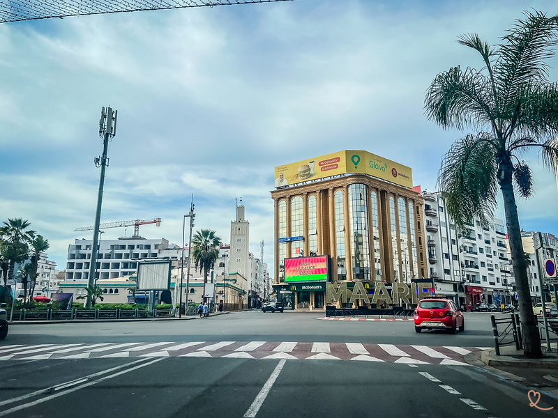 Todas as nossas dicas para estacionar em Casablanca: os parques de estacionamento mais convenientes, preços, estacionamento gratuito, 24 horas por dia...